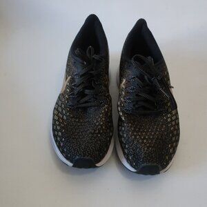 Mens Nike Zoom Pegasus 35 Black, Gold Knit Sneakers 8